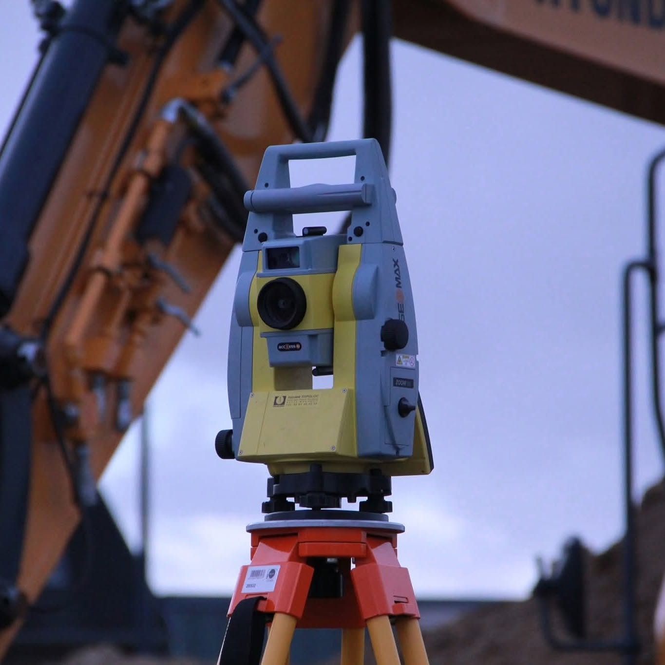 Station totale RTGEO utilisée sur un chantier